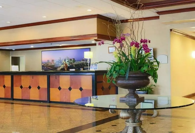 Fotos del hotel Ramada Plaza By Wyndham Atlanta Downtown Capitol Park:  5