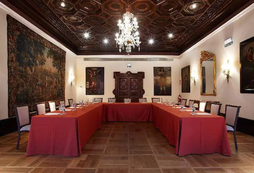 Fotos del hotel Palacio Guendulain:  6