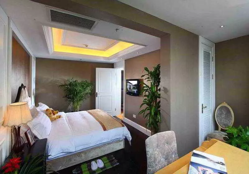 The Riverside Baroque Palace