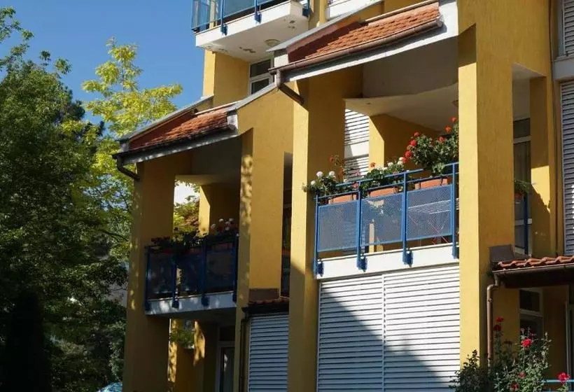 Fotos del hotel Elite Apartments:  9