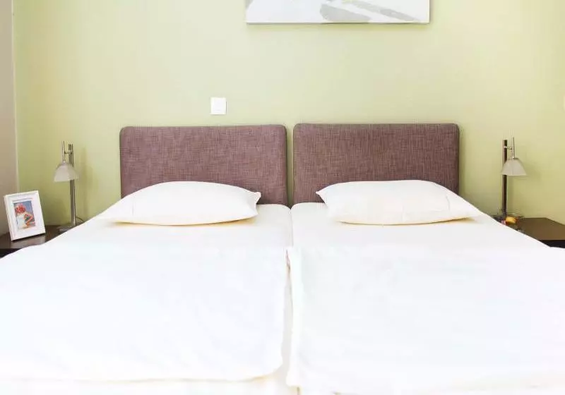 Fotos del hotel Silicon Valley Apartment:  21