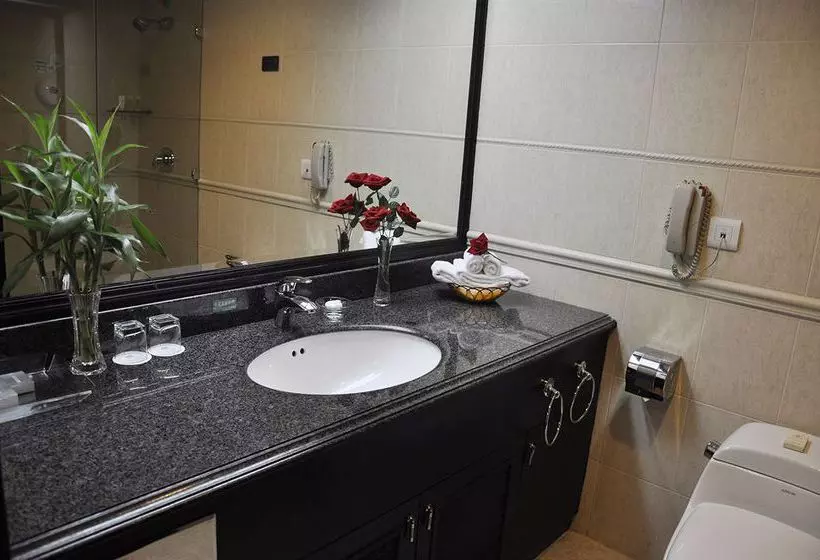 Fotos del hotel Yutong:  5