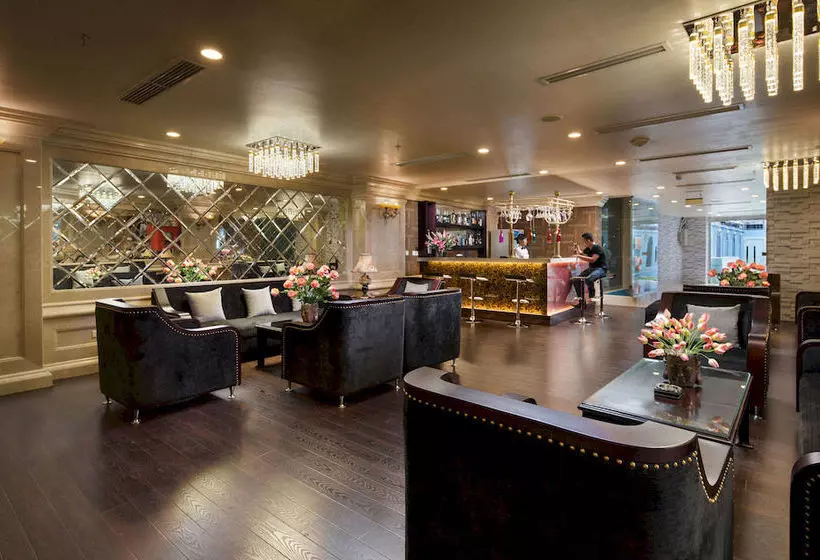 Fotos del hotel Boss Legend:  12