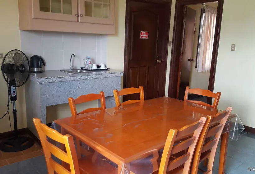 Fotos del hotel Dumaguete Royal Suite Inn:  5