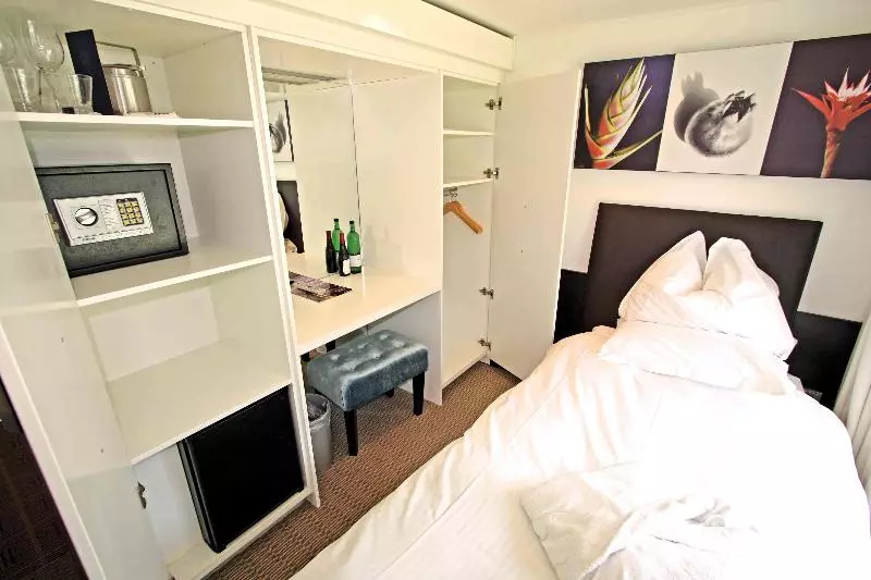 Fotos del hotel Faircruise Business Hotelship Frankfurt:  12