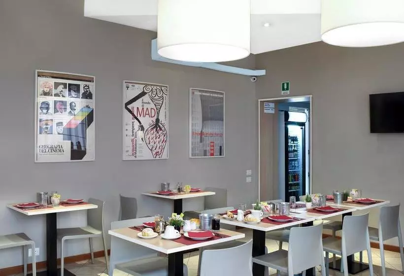 Fotos del hotel Anton&art:  11