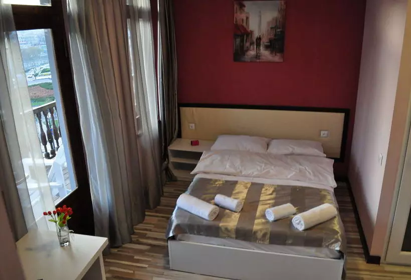 Fotos del hotel Tiflis Metekhi:  2