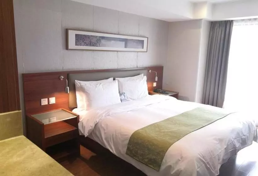 Fotos del hotel Yitel:  4