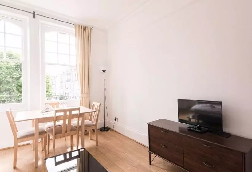 Fotos del hotel Kensington Apartments:  10