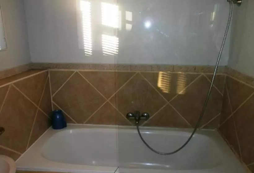 Fotos del hotel Vicmor Court 35 - Apartment:  8