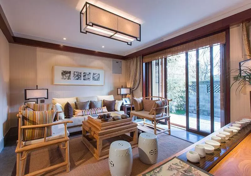 Lijiang Jinmao Wutong Boutique