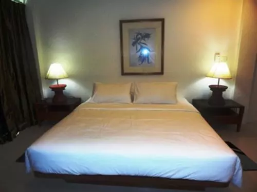 Fotos del hotel Baan Leelawadee Apartment:  20