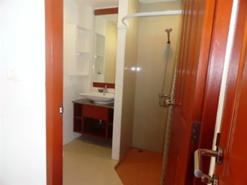 Fotos del hotel Baan Leelawadee Apartment:  15
