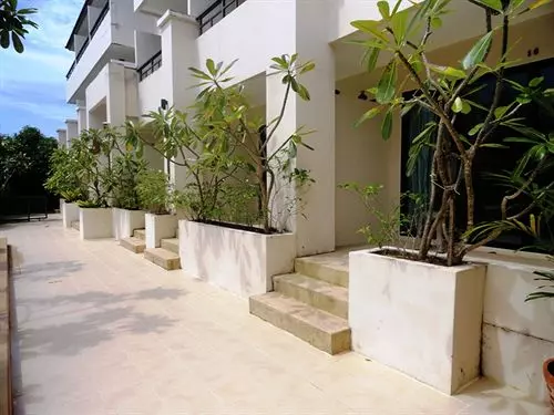 Fotos del hotel Baan Leelawadee Apartment:  10
