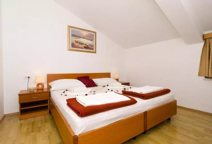 Fotos del hotel Apartments Senjo:  10