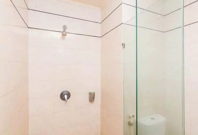 Fotos del hotel La Walon Hotel By Zen Rooms:  14