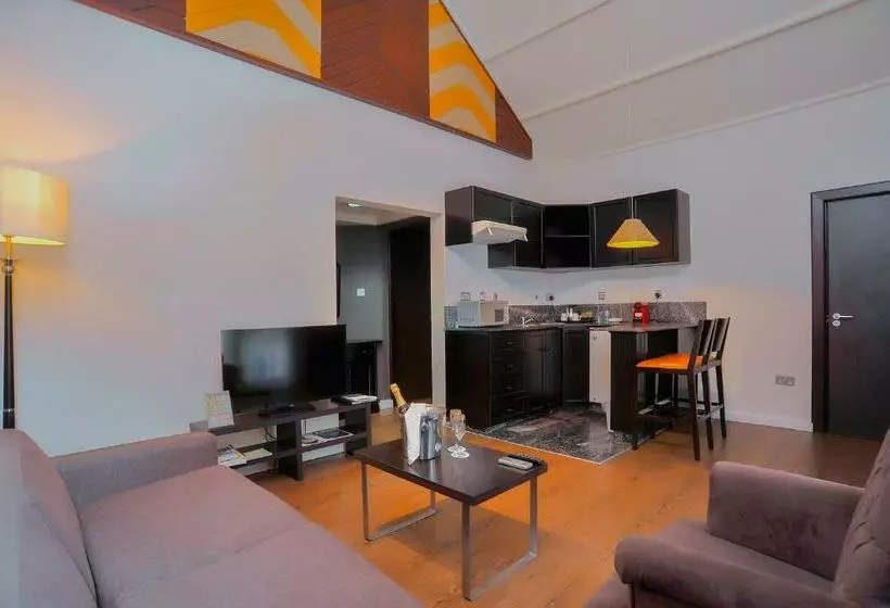 Fotos del hotel Golden Tulip Accra:  15