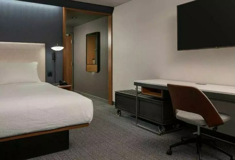 Courtyard By Marriott San Diego Miramar