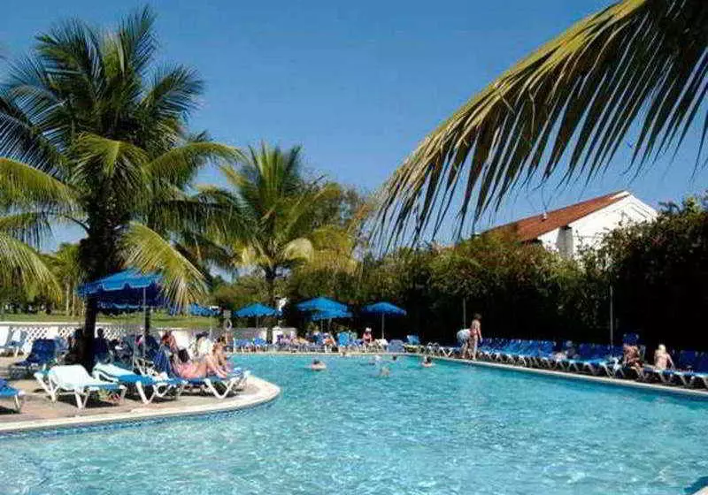 Fotos del hotel Fun Tropicale Beach Resort:  1