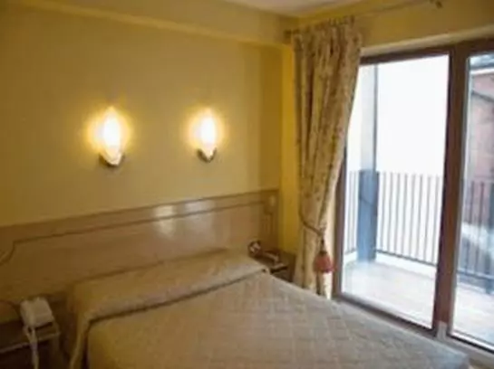 Fotos del hotel Glen Guesthouse:  12