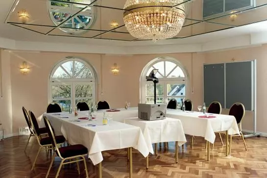 Fotos del hotel 1a-Park Hotel Berlin Schloss Kaulsdorf :  8