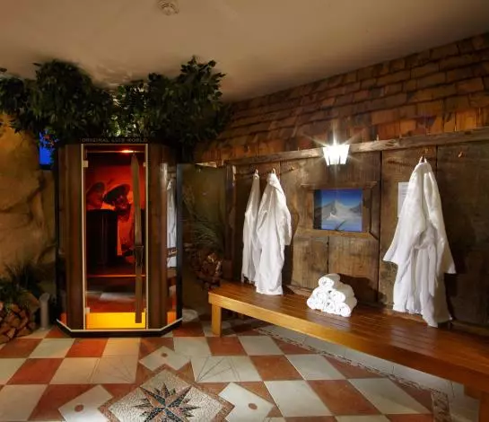 Fotos del hotel Interstar:  15