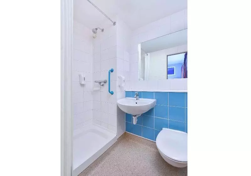 Fotos del hotel Travelodge Manchester Trafford Park:  2