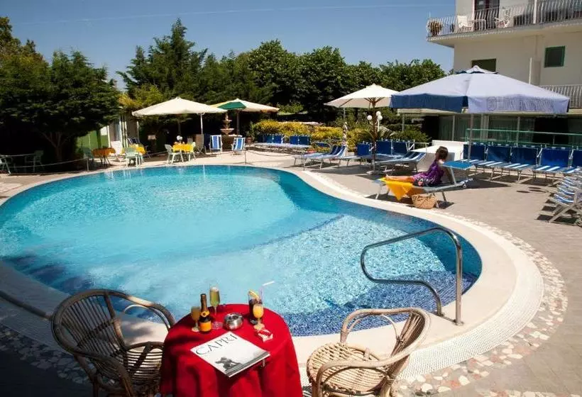 Fotos del hotel Carmencita:  3