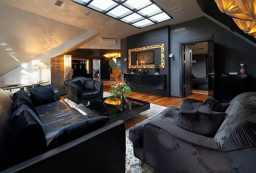 Fotos del hotel Royal Square  & Suites:  15