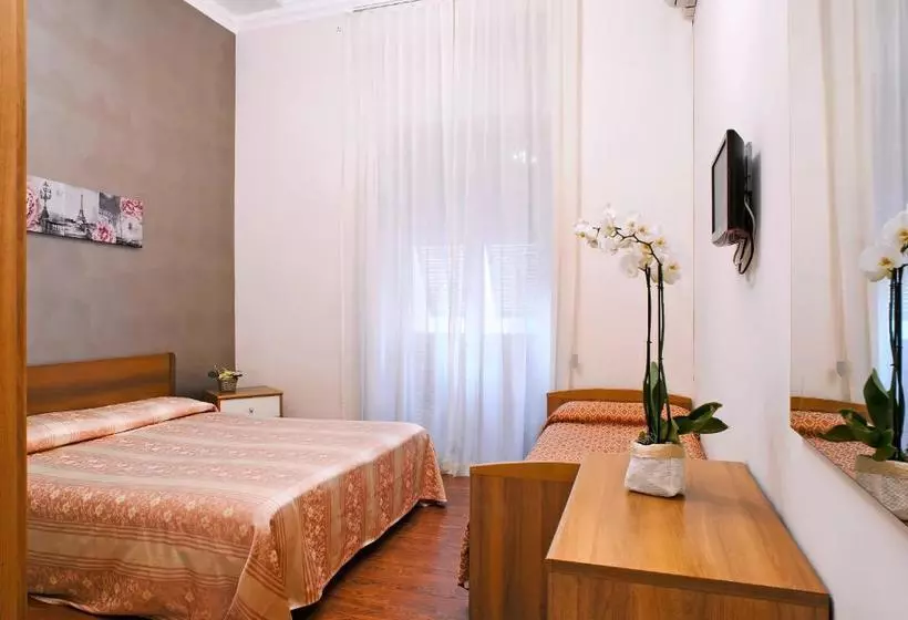 Via Marsaglia Rooms