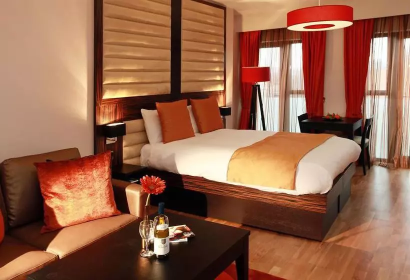 Best Western Maitrise Suites Apartment Hotel