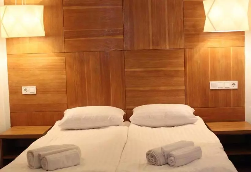 Fotos del hotel Valentyna:  8