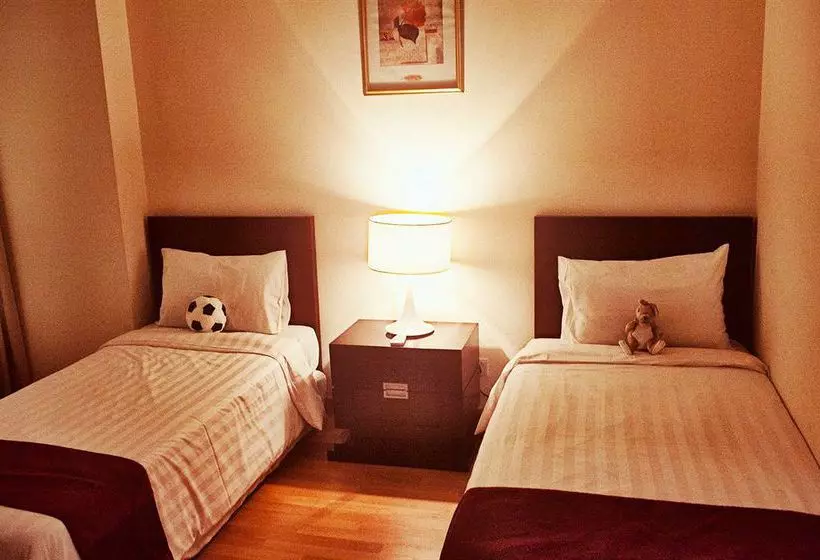 Fotos del hotel Sri Tiara Residences:  6