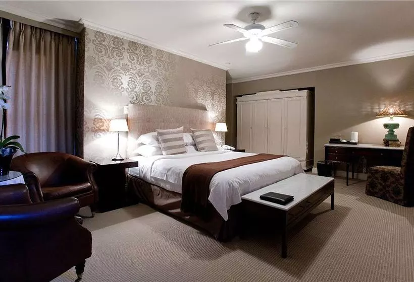 The Fairways On The Bay