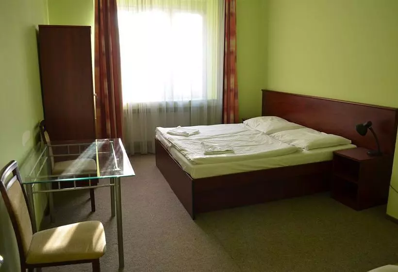 Fotos del hotel Inturprag:  17