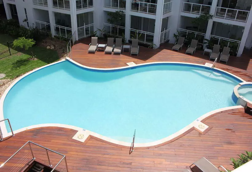 Beaches Port Douglas Holiday Apartments Book Here With The Onsite Reception Team