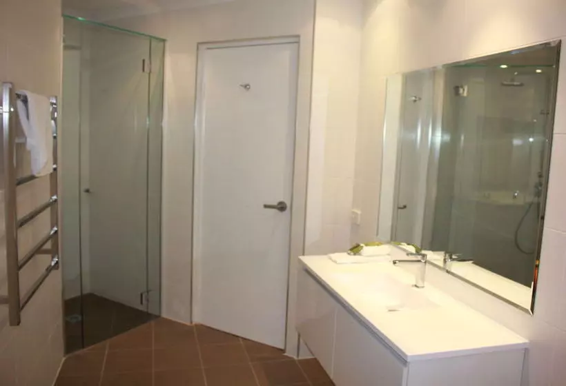 Fotos del hotel Beaches Port Douglas Holiday Apartments Book Here With The Onsite Reception Team:  5