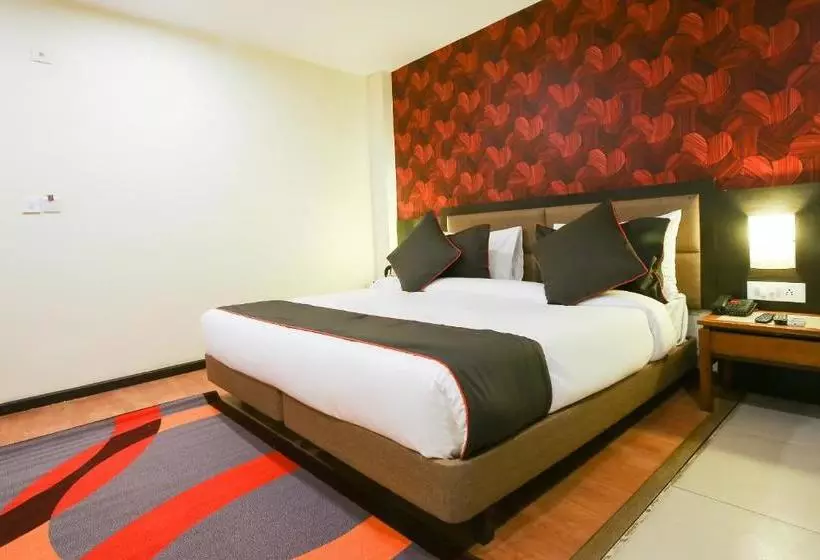 Fotos del hotel Collection O 50200 Presidency Inn Hazratganj:  5