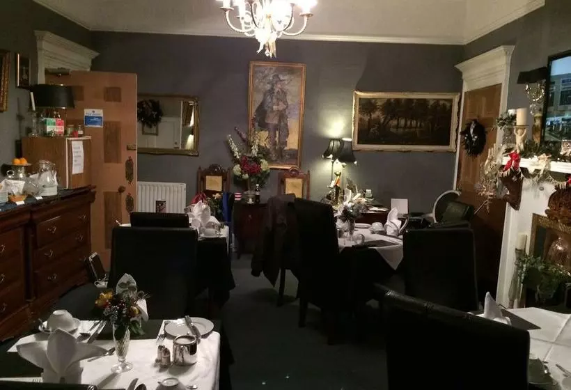 Fotos del hotel The Mayville Guest House:  2