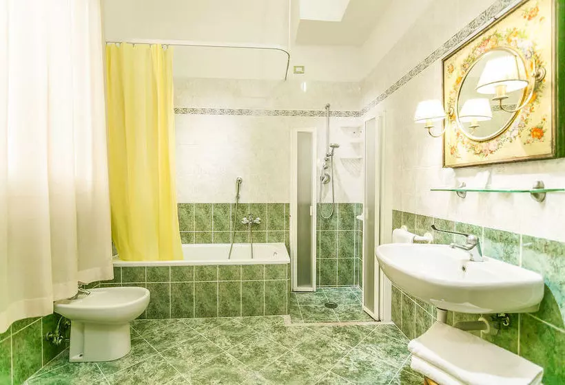 Fotos del hotel Curtatone:  4