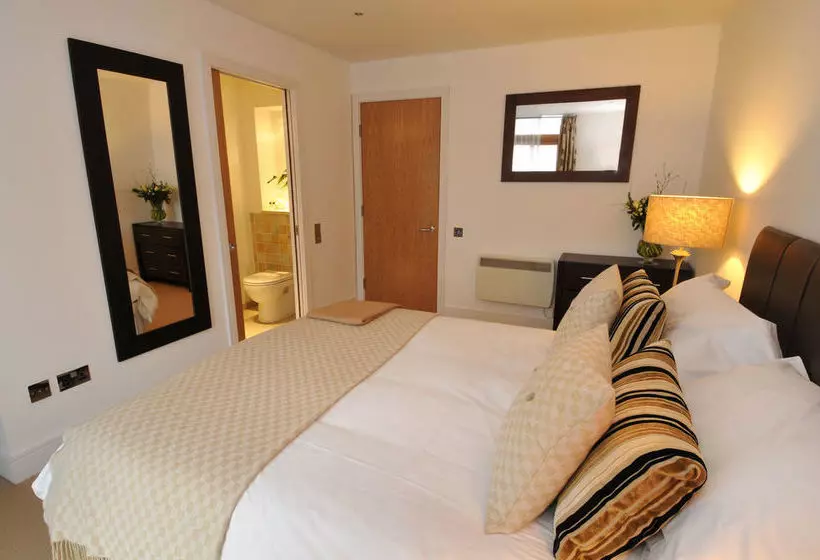 Fotos del hotel Highland Apartments:  7