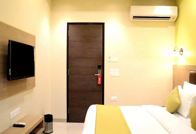 Fotos del hotel Collection O 45824 Opposite Jyotiba Hospital:  9