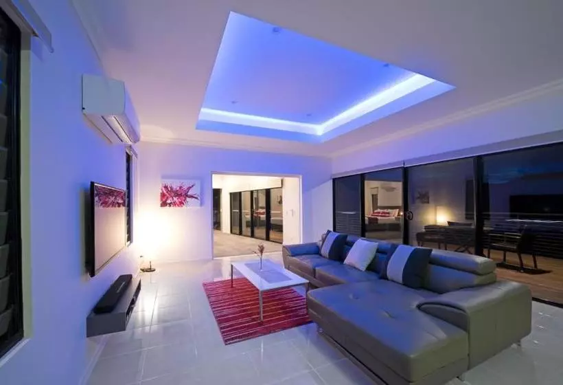 Seclude Rainforest Retreat