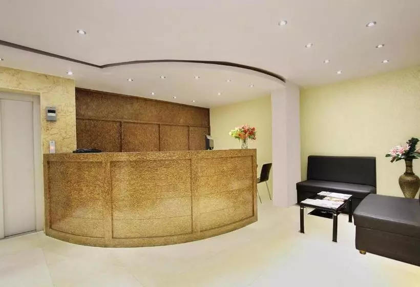 Fotos del hotel Mb International:  2