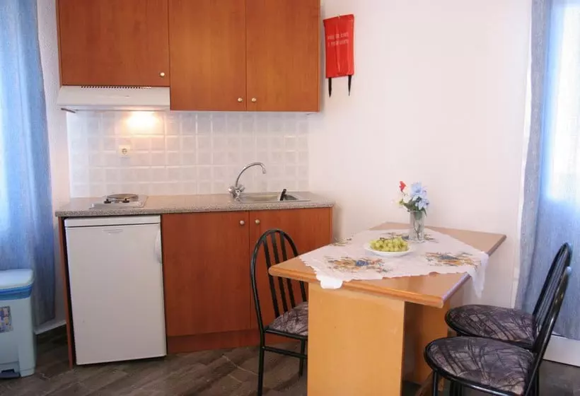 Fotos del hotel Koukouras & Lia Apartments:  9