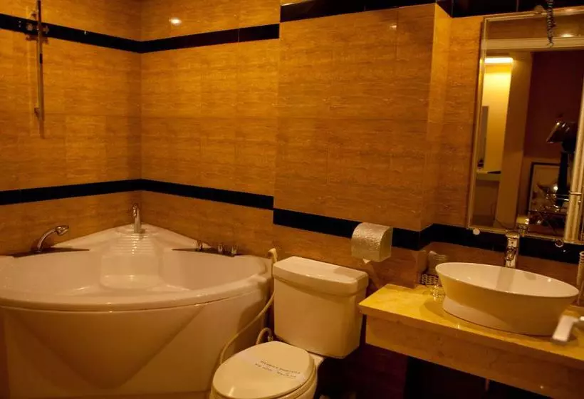 Fotos del hotel King Star  Thai Van Lung:  18