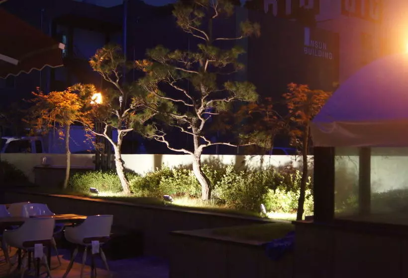 Fotos del hotel I.y:  15