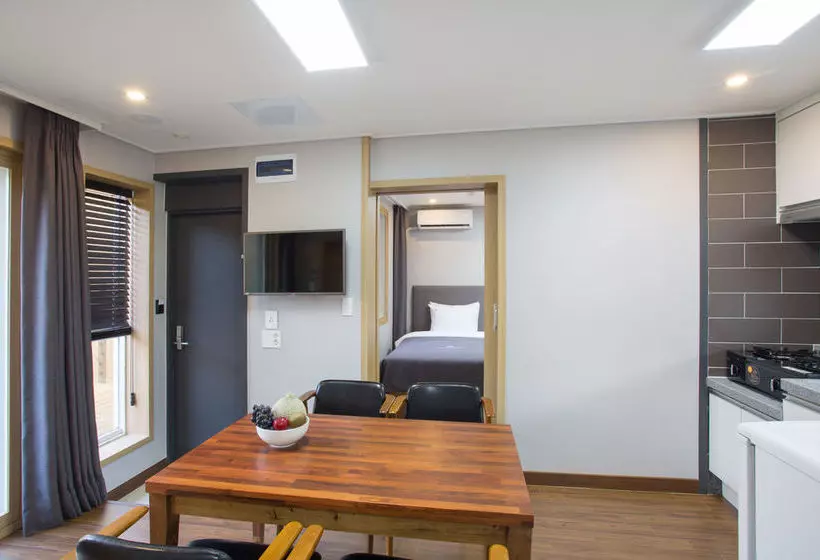 Fotos del hotel The Bs:  19