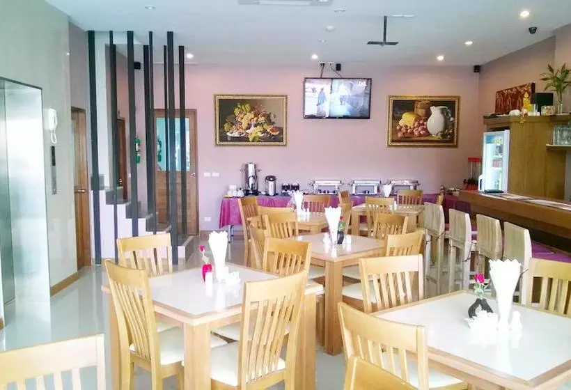 Fotos del hotel Alexander Hotel Patong:  4