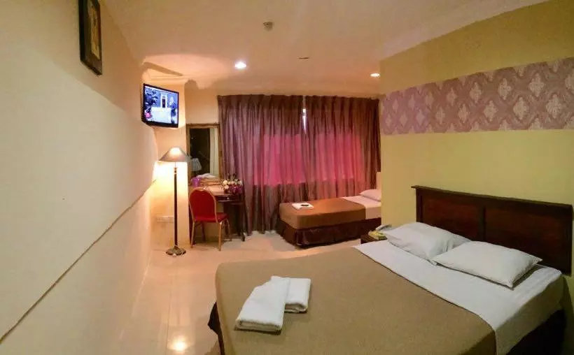 Fotos del hotel OYO 390 Mayview Glory Hotel:  18